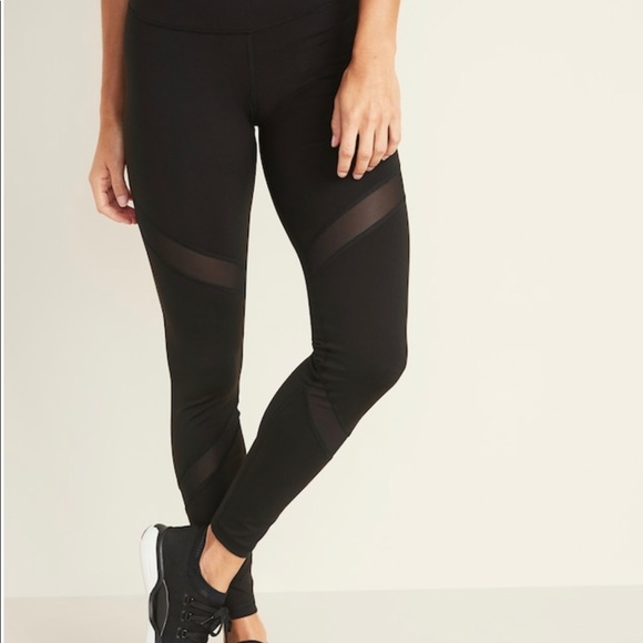 SALE‼️ NWOT Old navy active go dry leggings - Picture 2 of 11